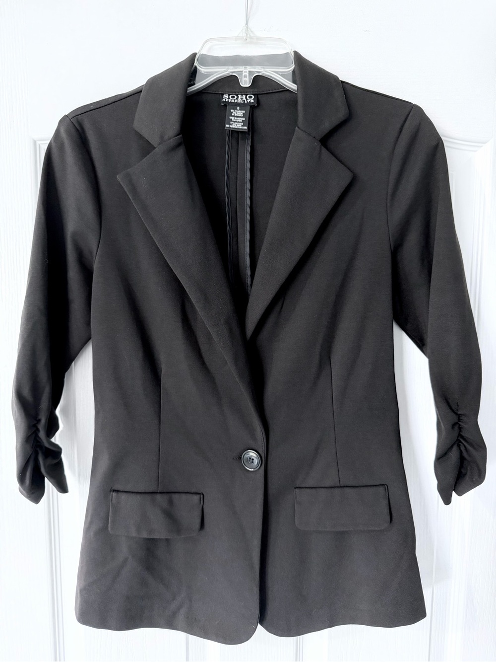 [Soho Apparel] Black Single-Button Tailored Blazer with Ruched Half Sleeves